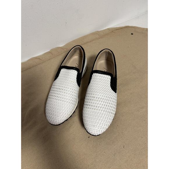 Bacco Bucci Shoes Mens Size 9.5 White Black LAMA Woven Slip On Loafers Casual